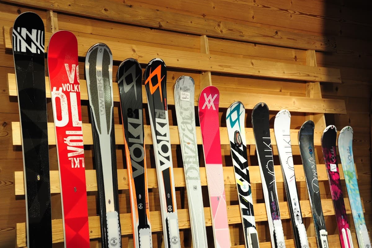 Perrières Ski, ski rental shop in Les Gets