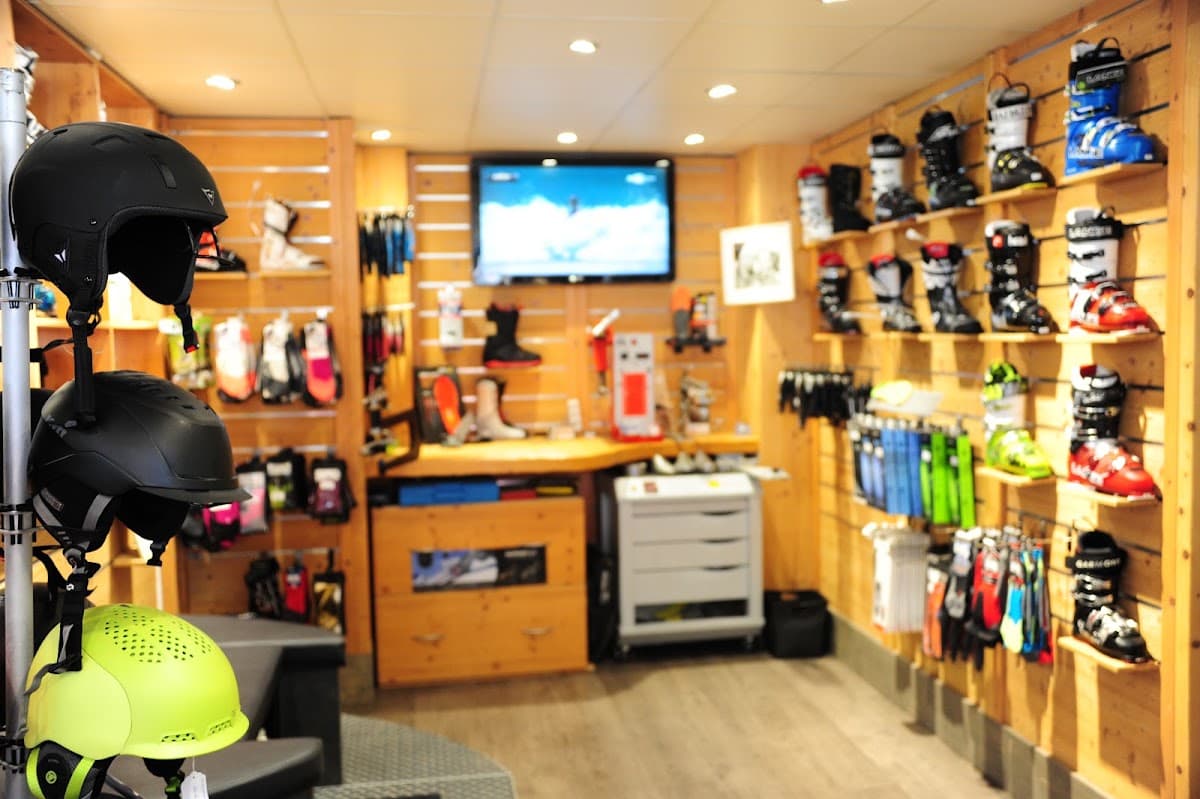 Delavay Sports, ski rental shop in Les Gets